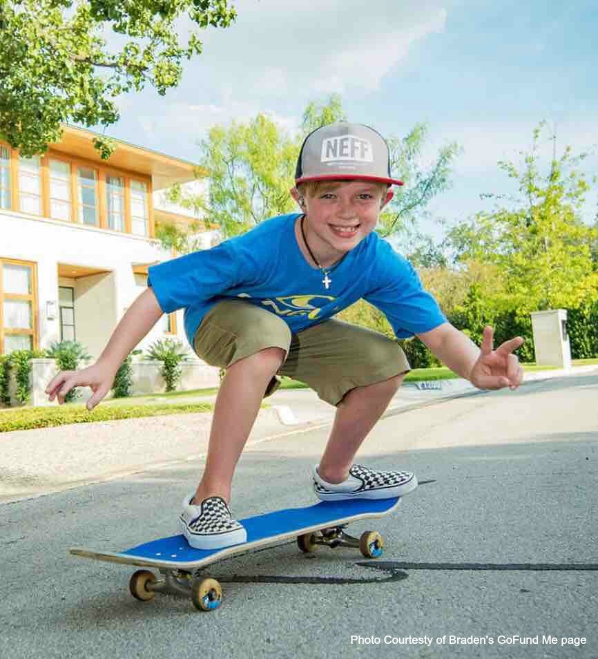 21085630_15110611000_r-4