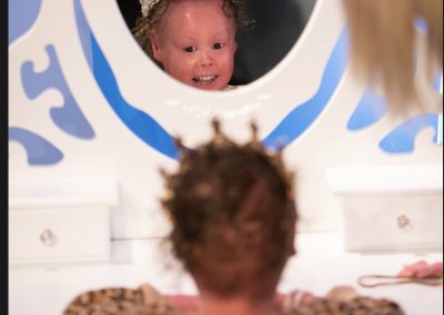 Harper models to inspire the world