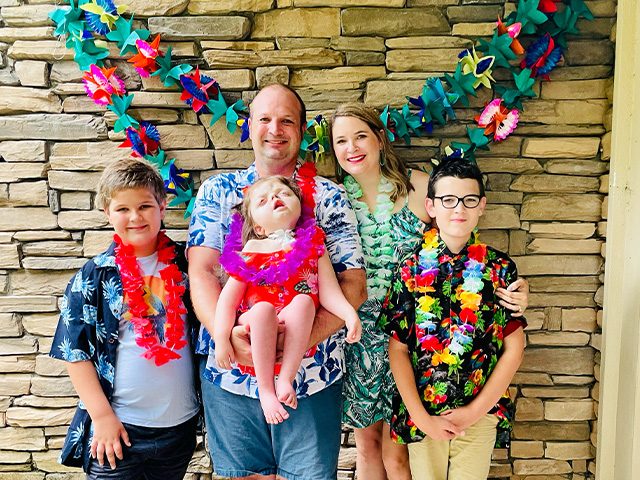 Kristy and Andrew: Pfeiffer Syndrome